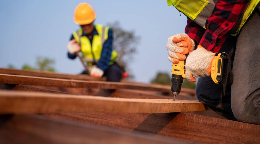 Expert Emergency Roof Repairs services in Kindred, ND